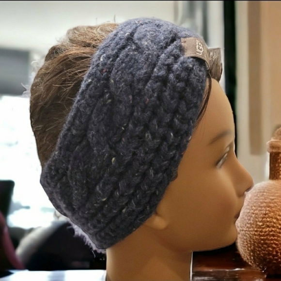 𝅺UGG Australia Chunky Wool Blend Knit Headwrap - Size OS - Picture 2 of 8